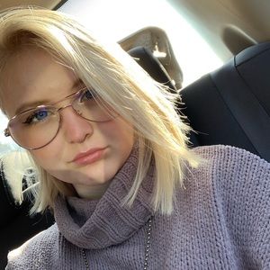 Meet your Posher, Jenna